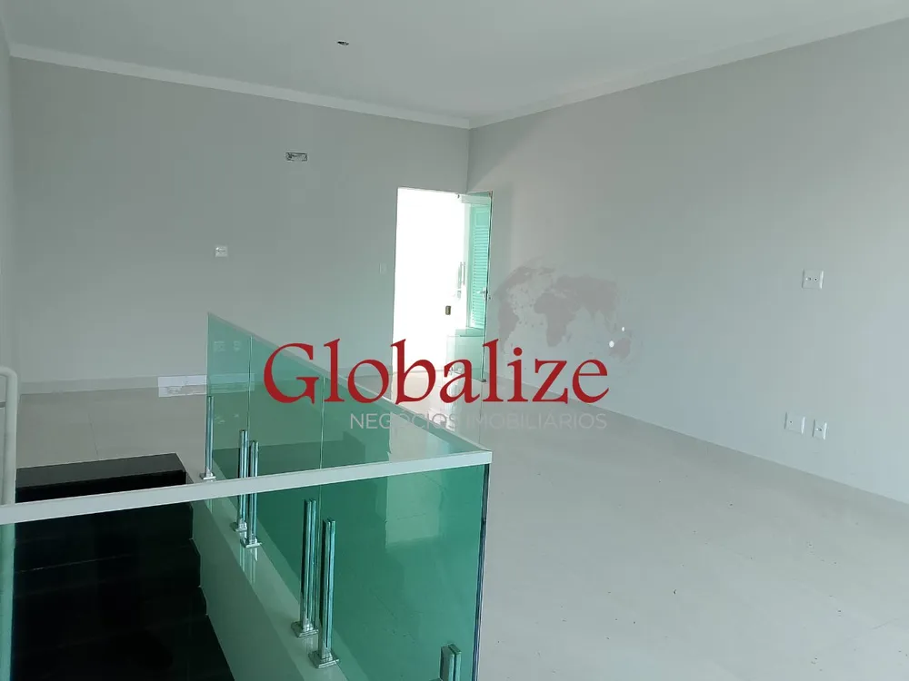 Casa, 3 quartos, 240 m² - Foto 4