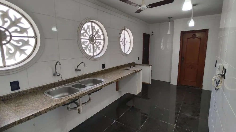 Sobrado, 4 quartos, 350 m² - Foto 4