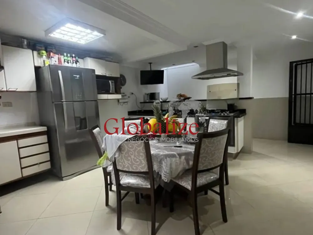 Casa, 3 quartos, 168 m² - Foto 4