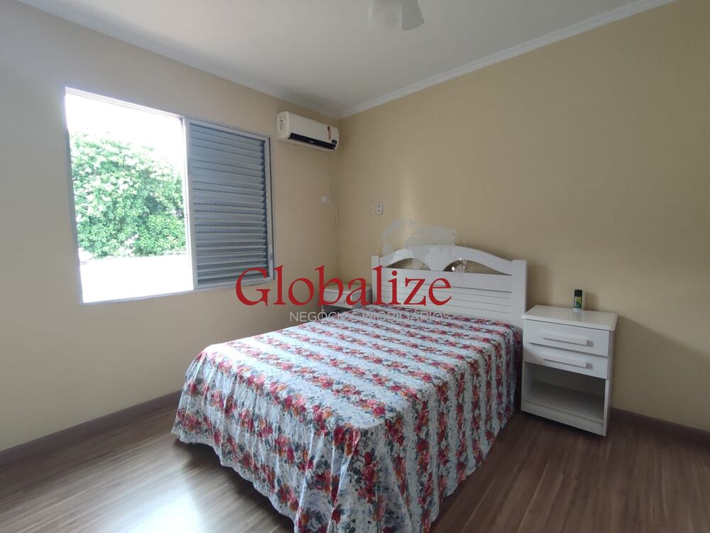Apartamento à venda com 2 quartos, 72m² - Foto 1
