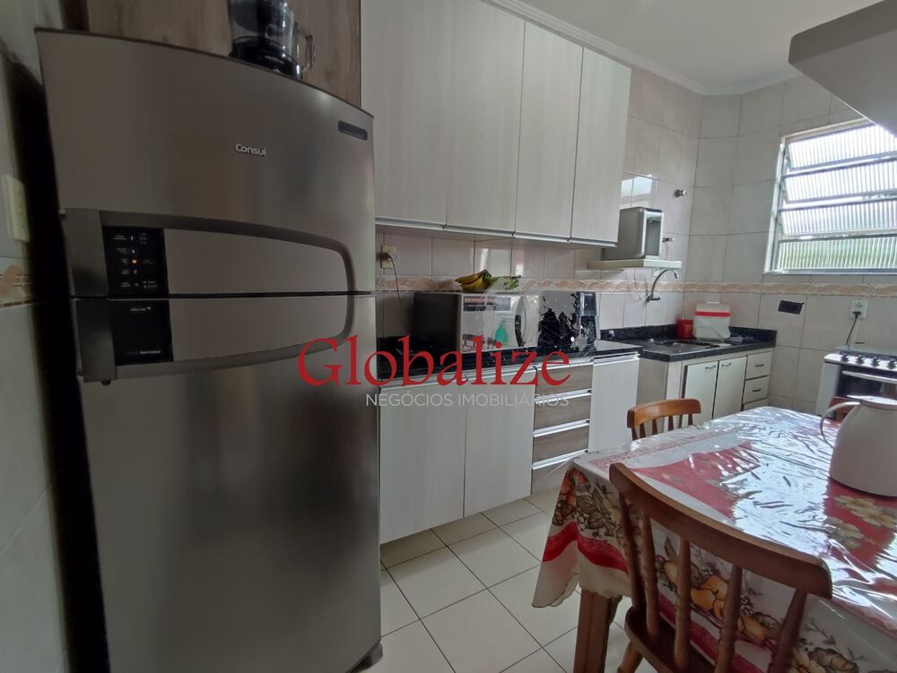 Apartamento à venda com 2 quartos, 72m² - Foto 3