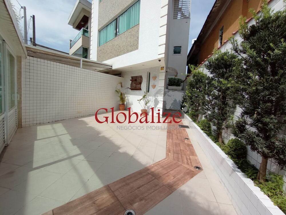 Casa à venda e aluguel com 4 quartos, 126m² - Foto 1