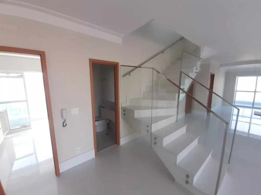 Cobertura, 3 quartos, 300 m² - Foto 4