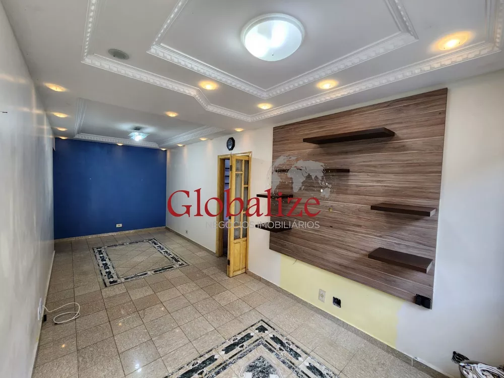 Apartamento à venda com 2 quartos, 70m² - Foto 3