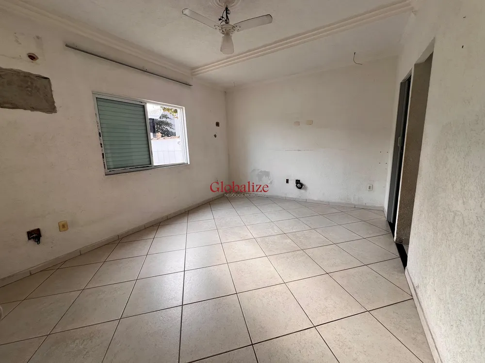Casa, 3 quartos, 220 m² - Foto 4