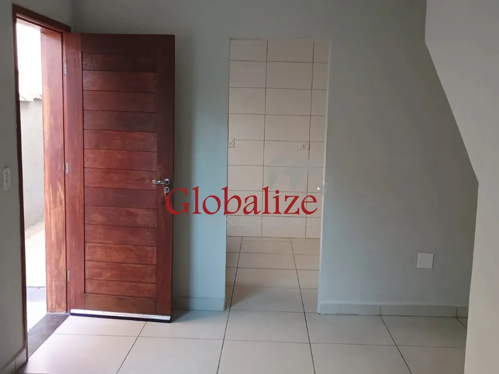 Casa, 2 quartos, 70 m² - Foto 1