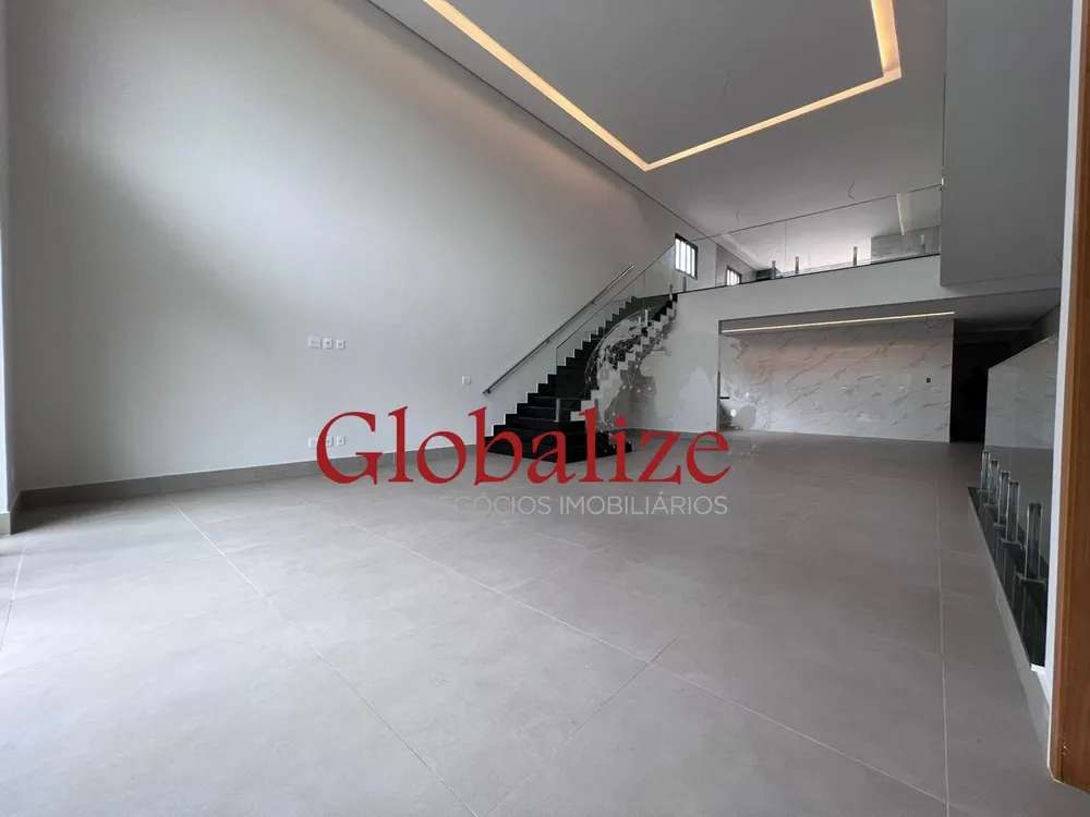 Casa, 3 quartos, 360 m² - Foto 2