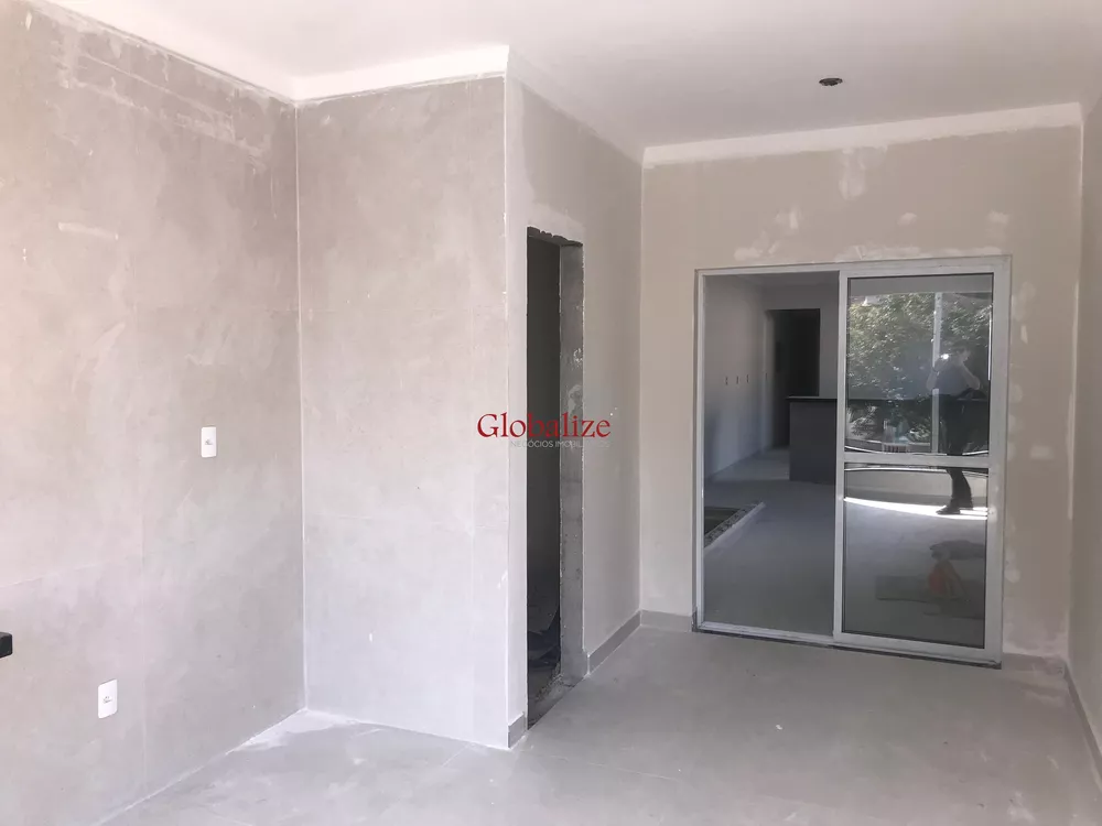 Casa à venda com 3 quartos, 120m² - Foto 12