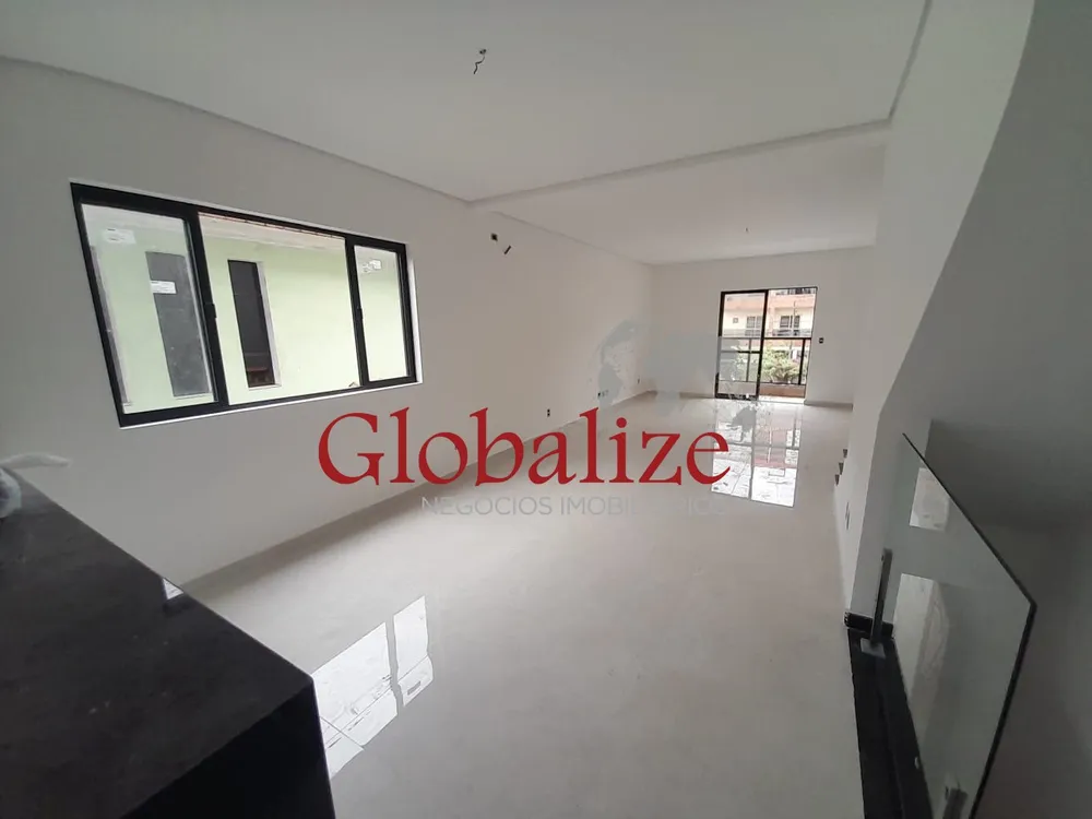Casa, 4 quartos, 200 m² - Foto 1