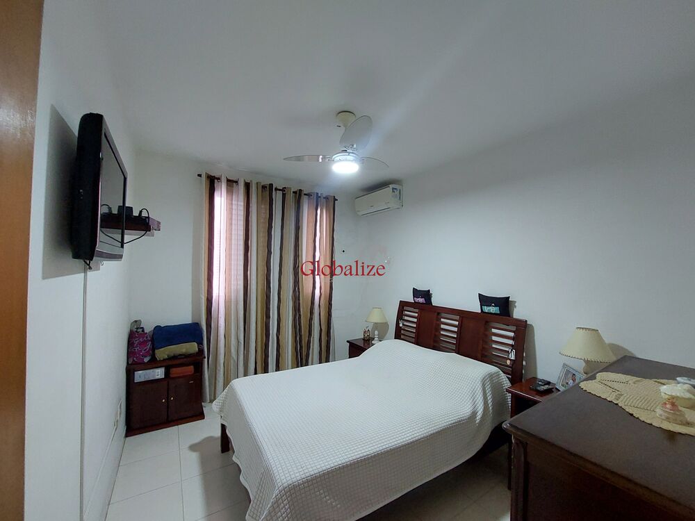 Casa, 6 quartos, 212 m² - Foto 2