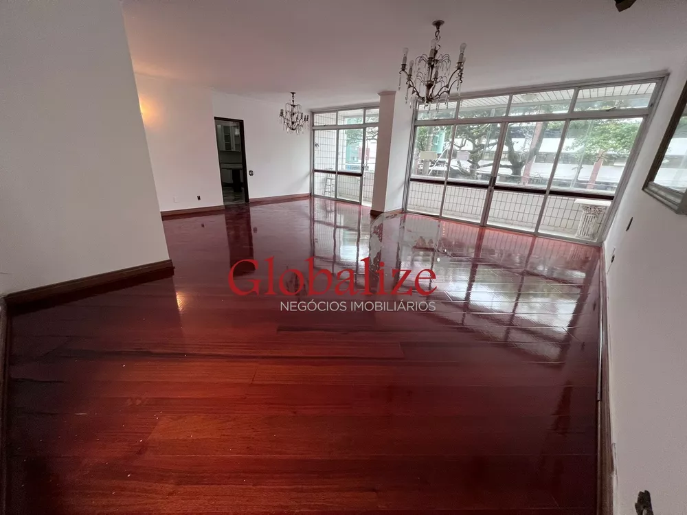 Apartamento à venda com 3 quartos, 305m² - Foto 1