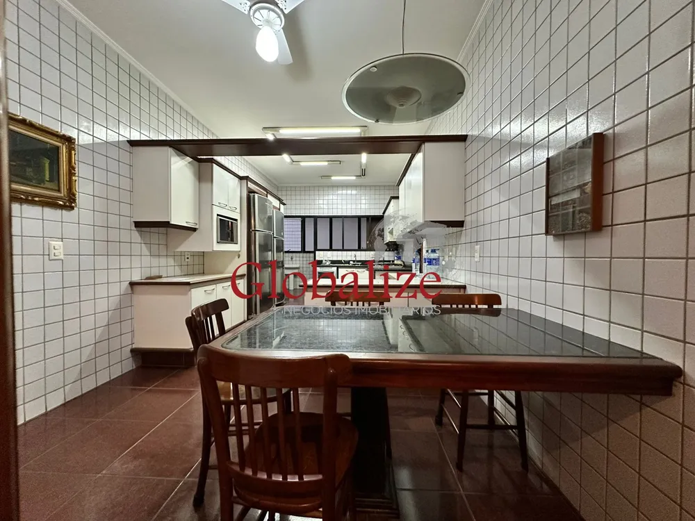 Apartamento, 3 quartos, 252 m² - Foto 10