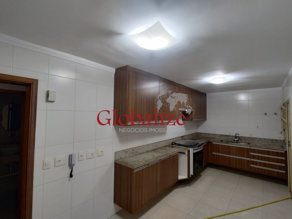 Apartamento para alugar com 4 quartos, 151m² - Foto 6