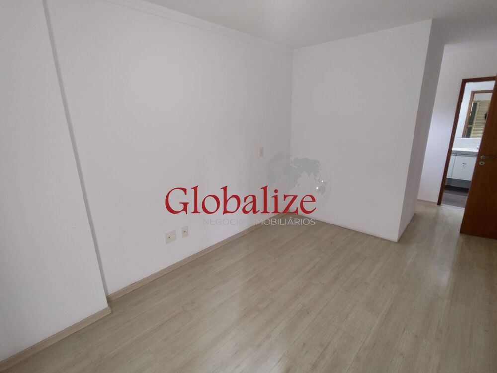Apartamento para alugar com 4 quartos, 151m² - Foto 28