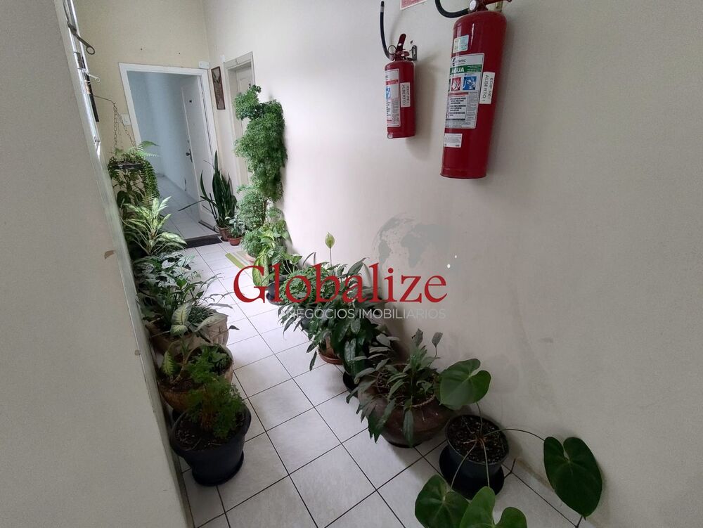 Apartamento para alugar com 1 quarto, 55m² - Foto 1
