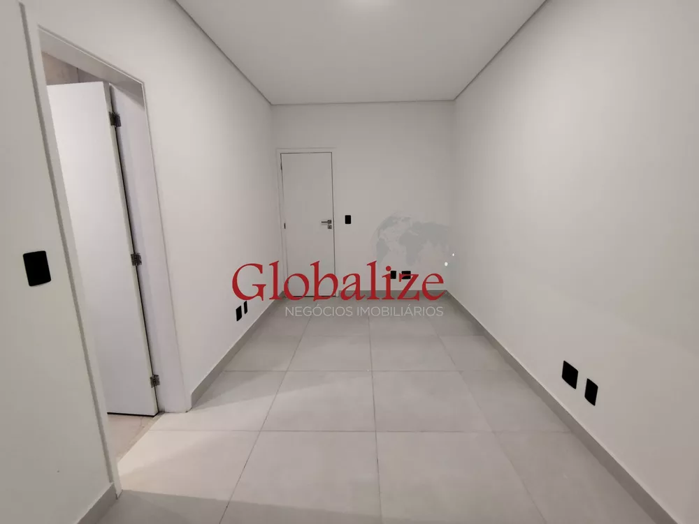 Casa à venda com 4 quartos, 290m² - Foto 21