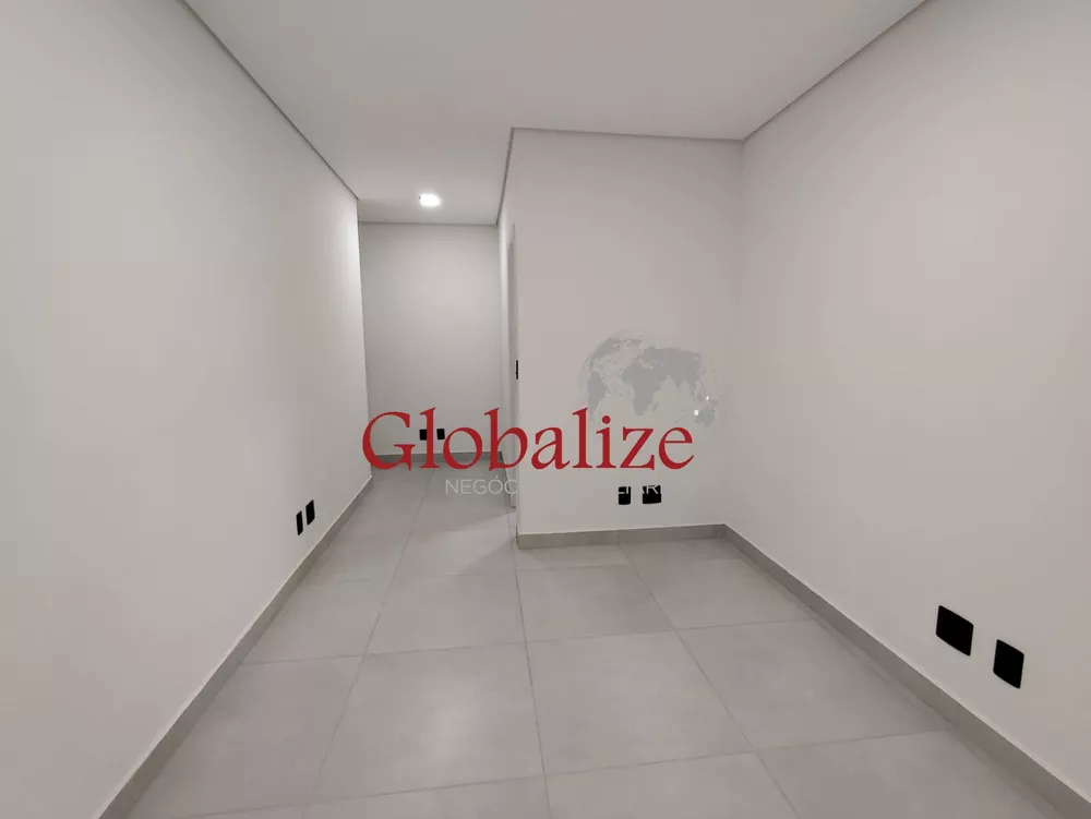 Casa à venda com 4 quartos, 290m² - Foto 26