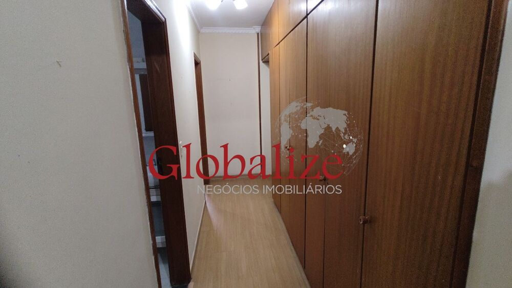 Apartamento à venda com 3 quartos, 125m² - Foto 2