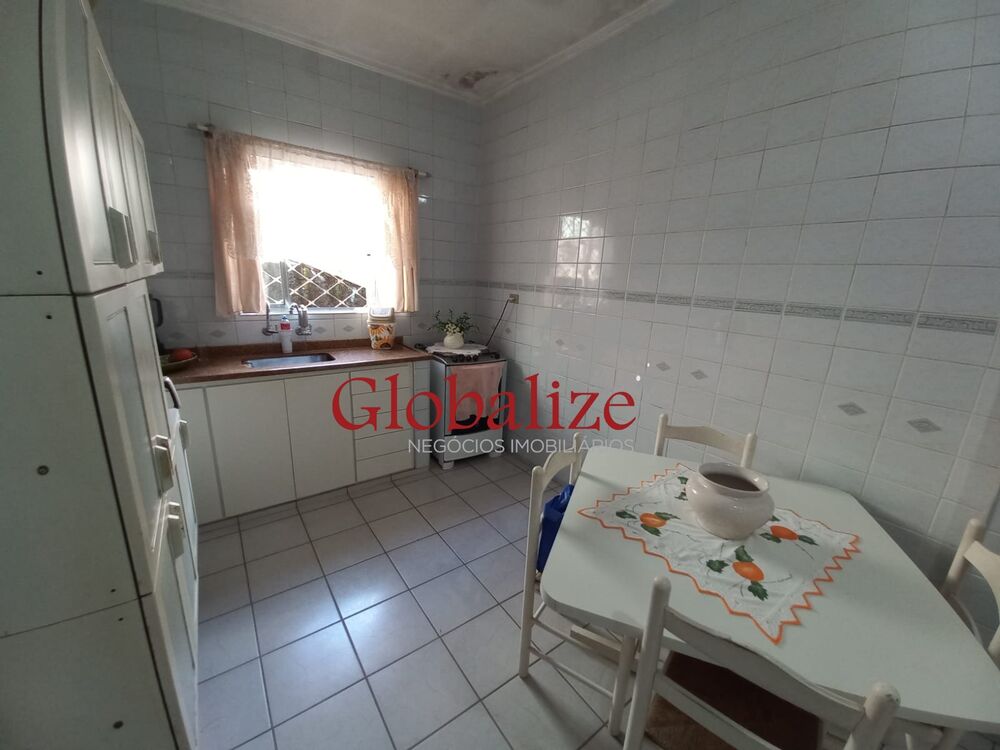 Casa à venda com 3 quartos, 120m² - Foto 4