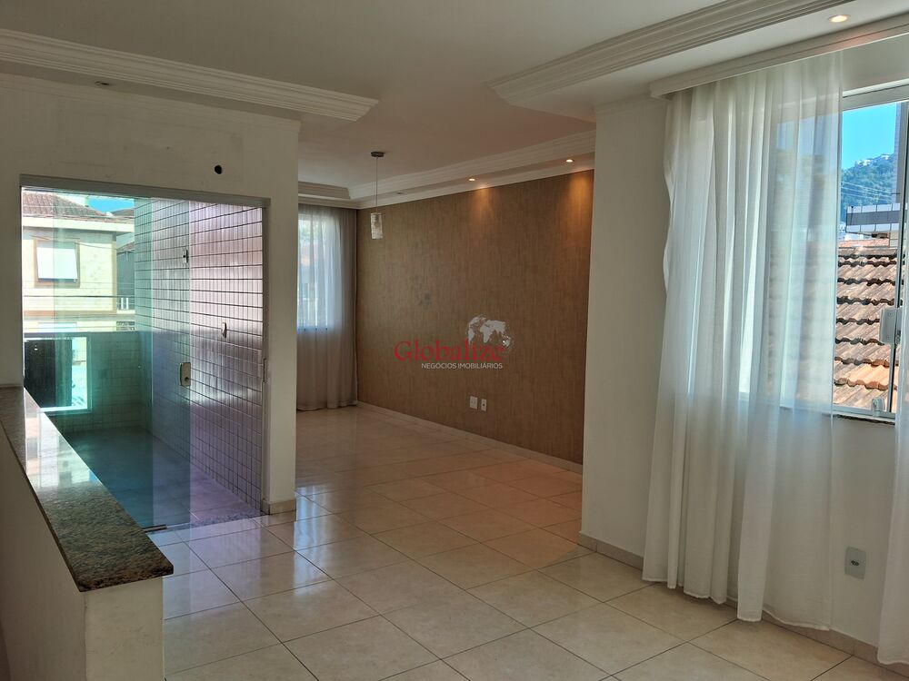Casa à venda com 3 quartos, 153m² - Foto 1