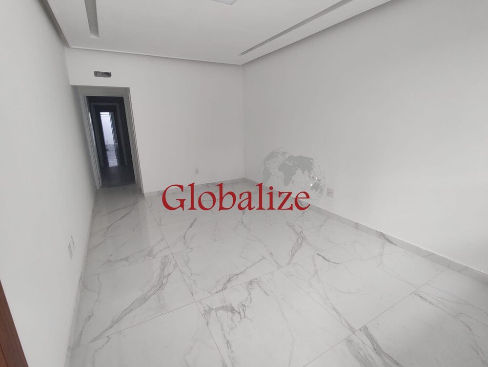 Casa à venda com 3 quartos, 97m² - Foto 2