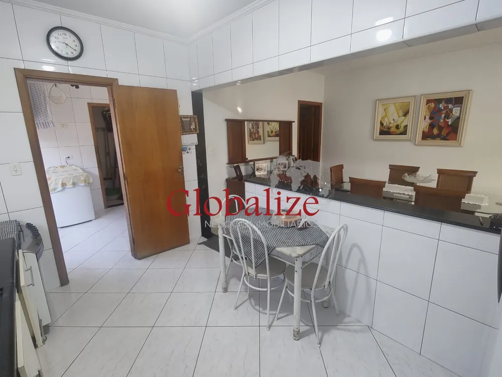 Casa, 3 quartos, 200 m² - Foto 2