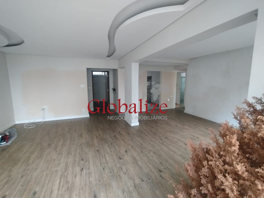 Apartamento à venda com 2 quartos, 134m² - Foto 2