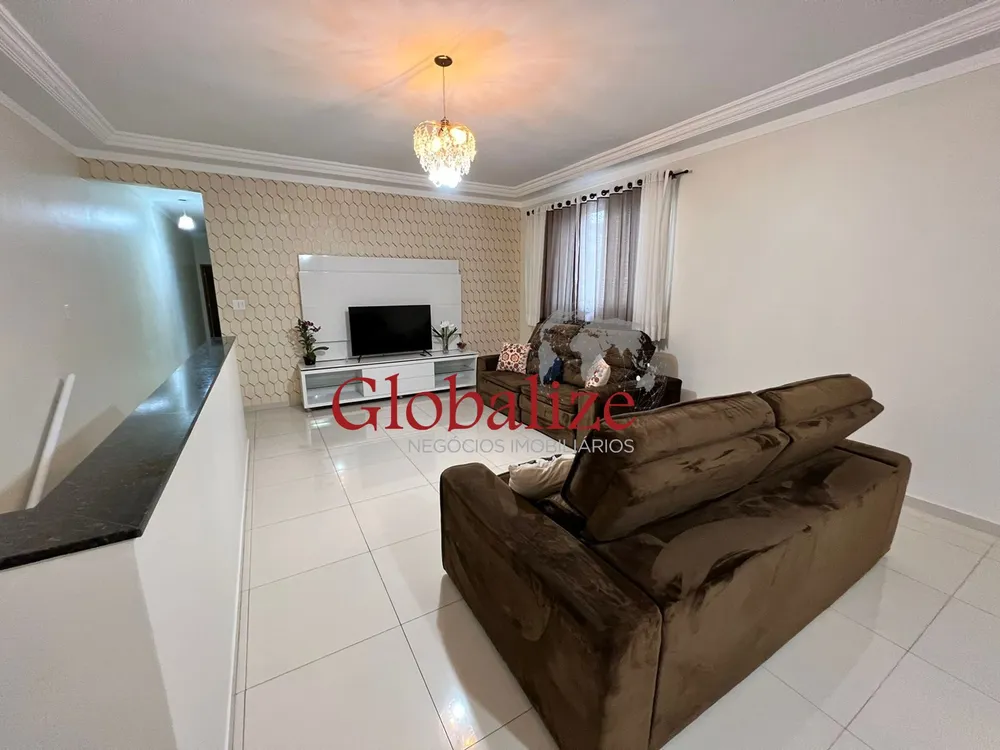 Casa, 3 quartos, 210 m² - Foto 4