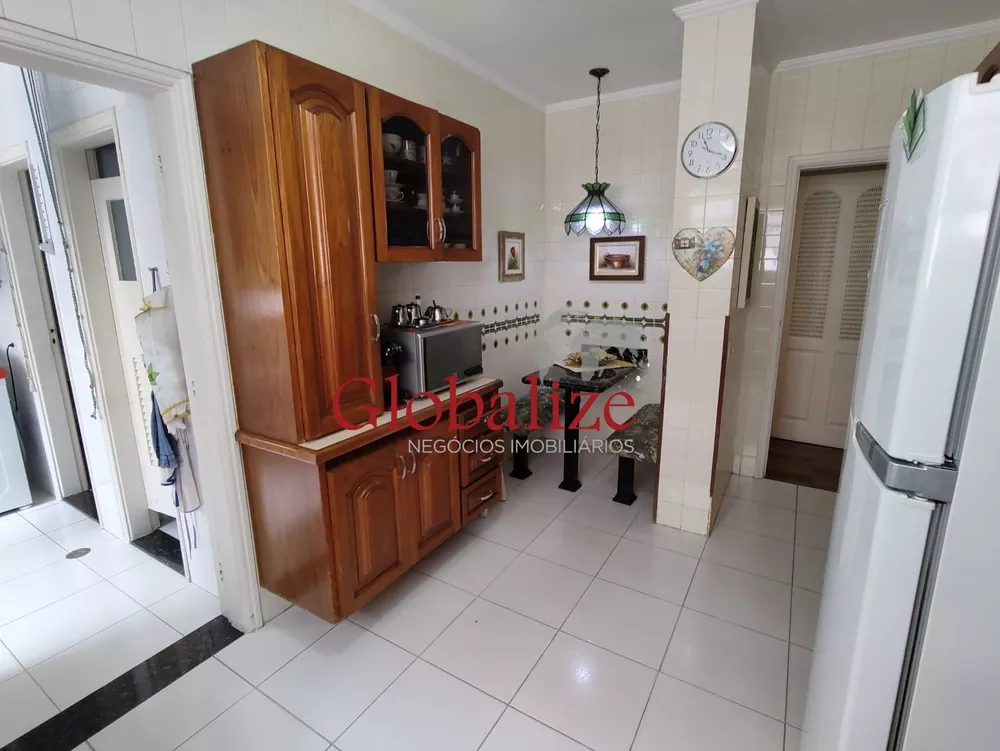 Apartamento à venda com 3 quartos, 136m² - Foto 8