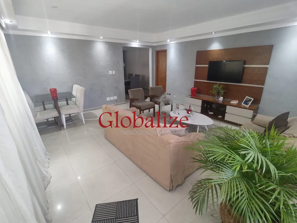 Casa, 4 quartos, 199 m² - Foto 1