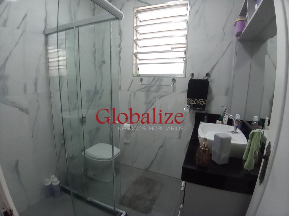 Casa à venda com 2 quartos, 65m² - Foto 4