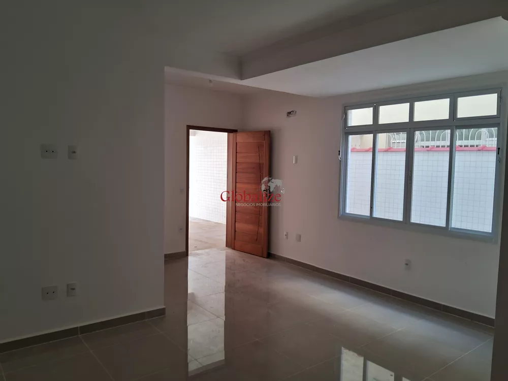 Casa à venda com 3 quartos, 130m² - Foto 3