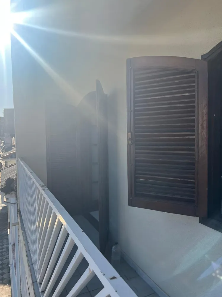 Casa, 3 quartos, 214 m² - Foto 2