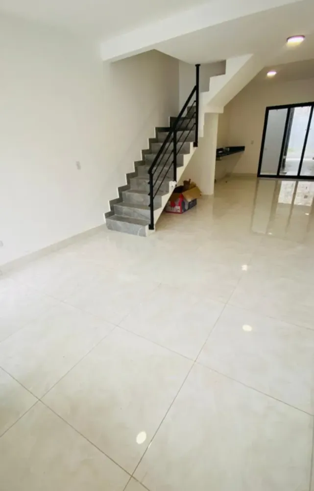 Casa, 3 quartos, 114 m² - Foto 2