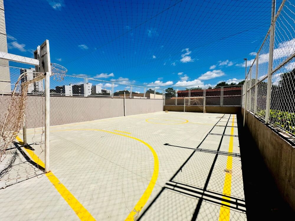 Apartamento à venda com 3 quartos, 80m² - Foto 2