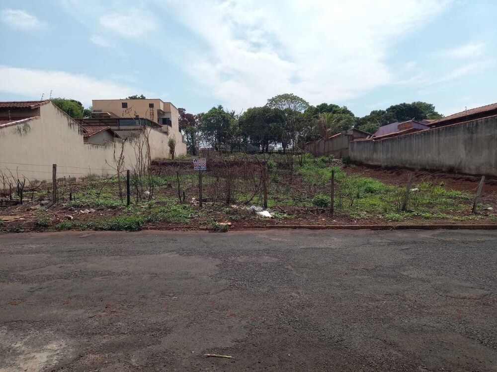 Terreno à venda, 360M2 - Foto 1