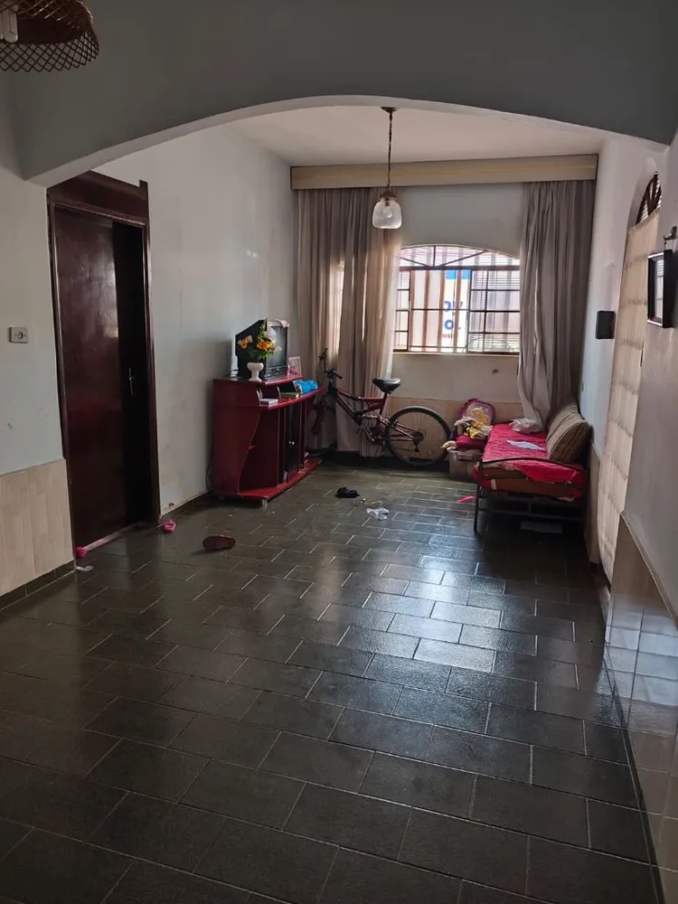 Casa, 2 quartos, 180 m² - Foto 4