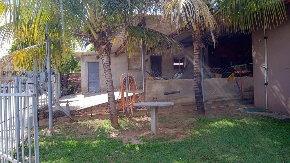 Chácara à venda com 3 quartos, 276M2 - Foto 1