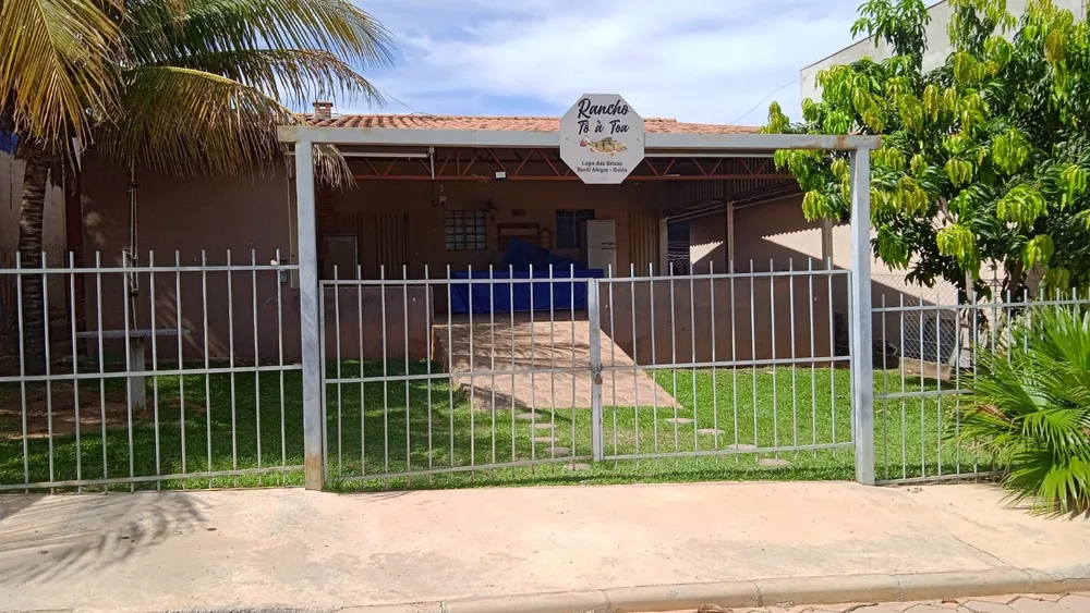 Chácara, 3 quartos, 276 m² - Foto 1