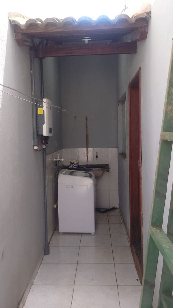 Casa à venda com 2 quartos, 45m² - Foto 4