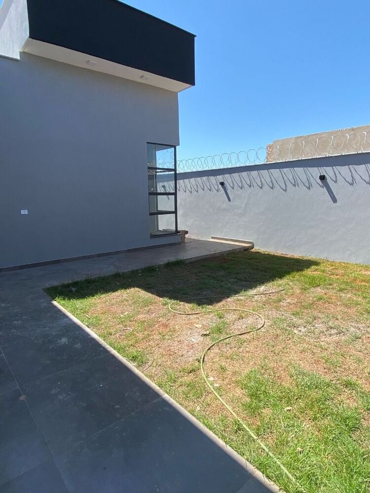 Casa à venda com 3 quartos, 198m² - Foto 4