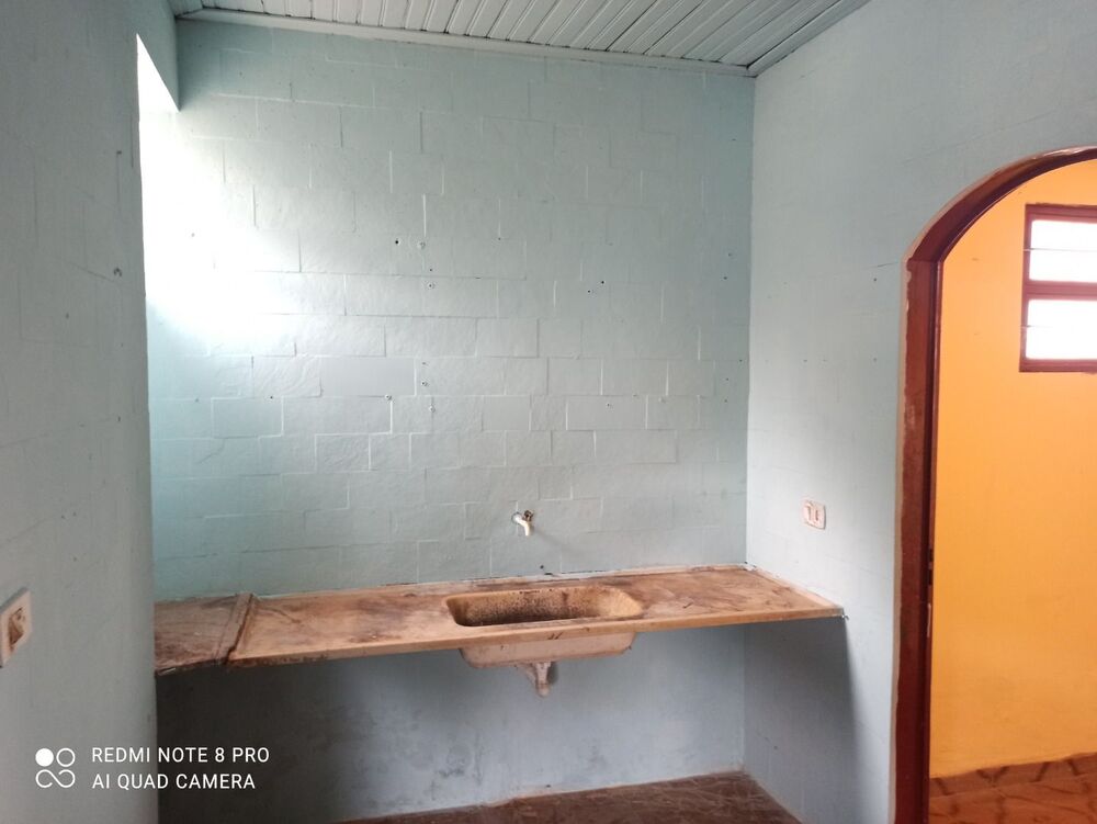 Casa à venda com 3 quartos, 70m² - Foto 14