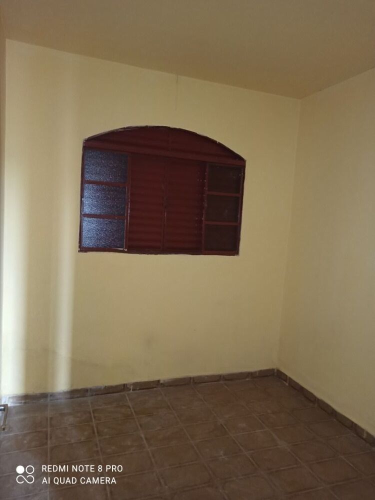 Casa à venda com 3 quartos, 70m² - Foto 8