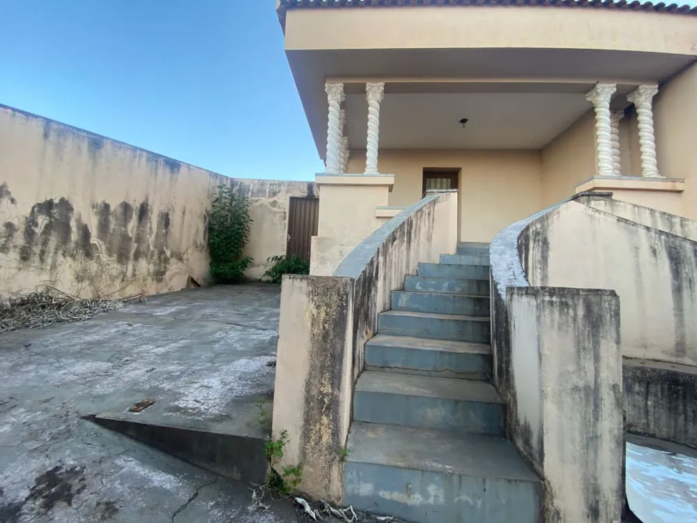 Casa, 3 quartos, 200 m² - Foto 2
