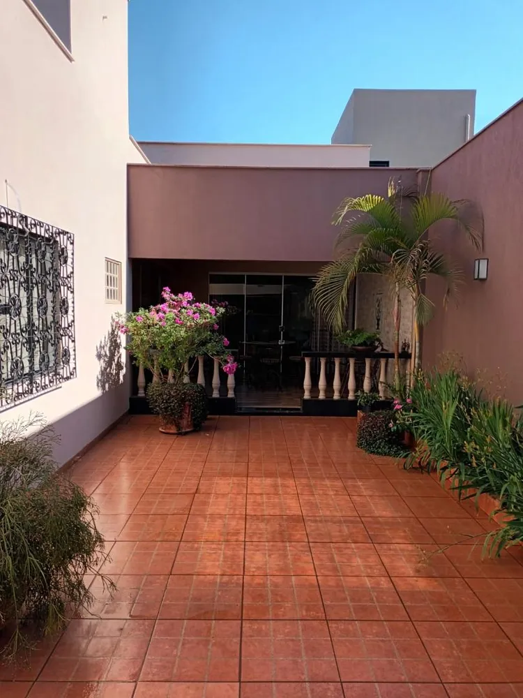 Casa, 3 quartos, 186 m² - Foto 1