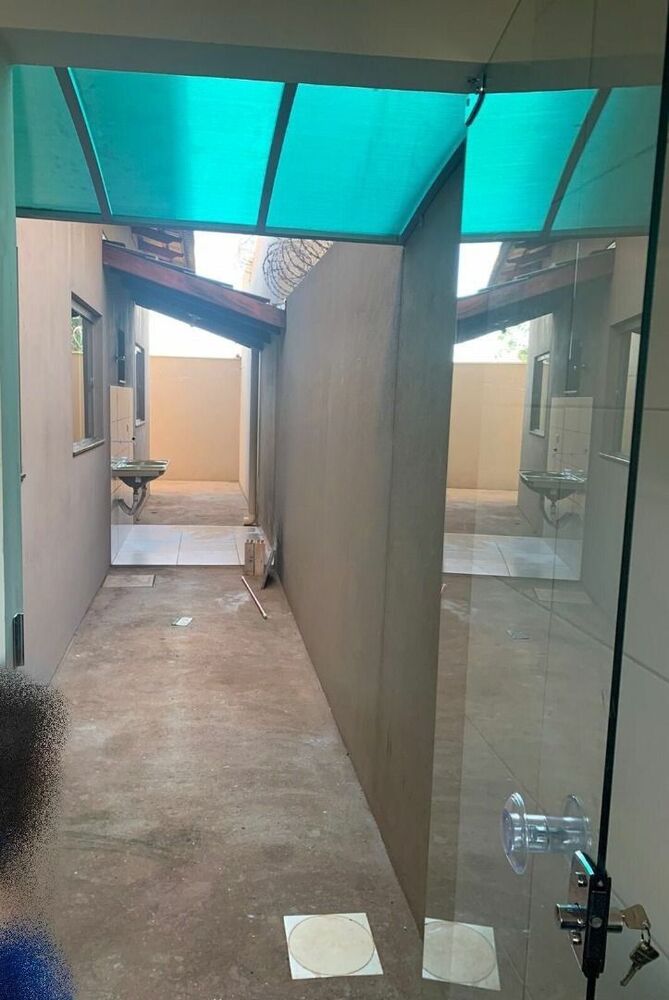 Casa à venda com 3 quartos, 90m² - Foto 9