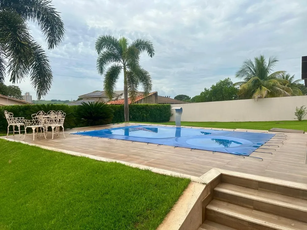 Casa, 3 quartos, 275 m² - Foto 1