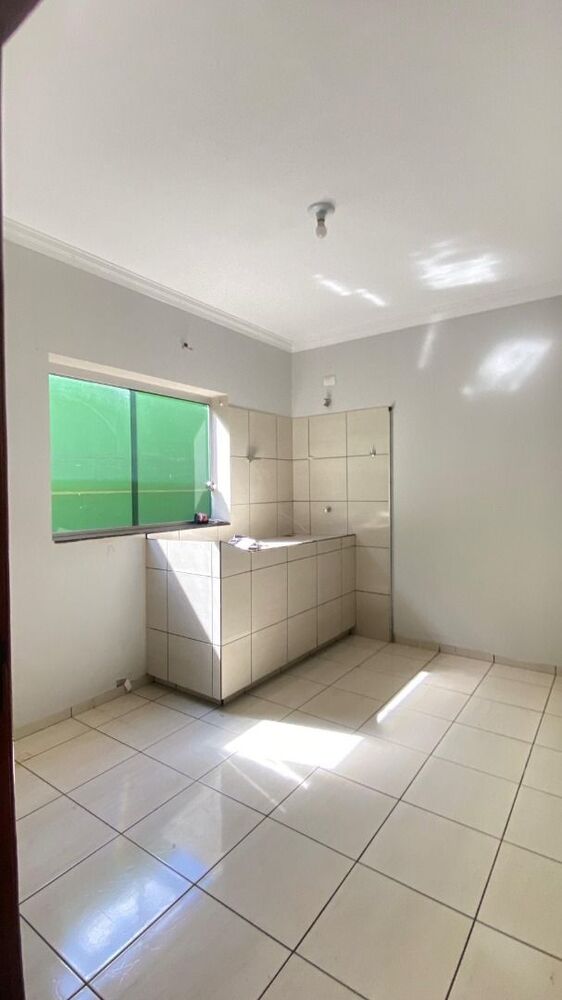 Casa para alugar com 8 quartos, 1m² - Foto 3
