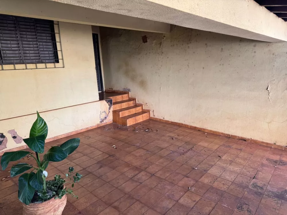 Casa para alugar com 3 quartos, 188m² - Foto 2