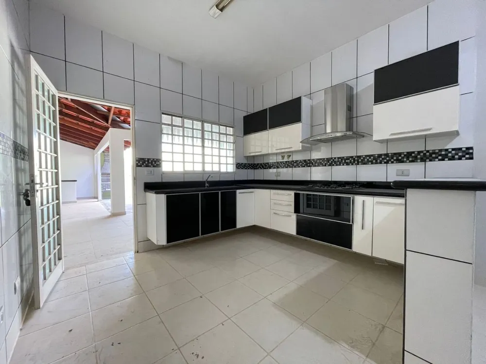 Casa, 4 quartos, 280 m² - Foto 2